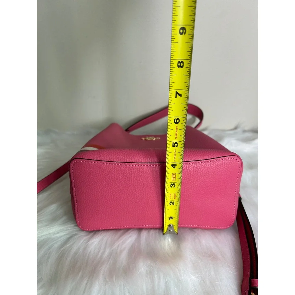 Coach‎ Small Town Bucket Bag Confetti Pink Pebble Leather Shoulder Bag Excellent